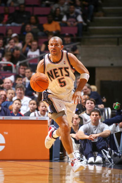 在此前效力 在此前效力